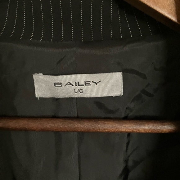 Brian Bailey Pin Striped Trench - Picture 3 of 9